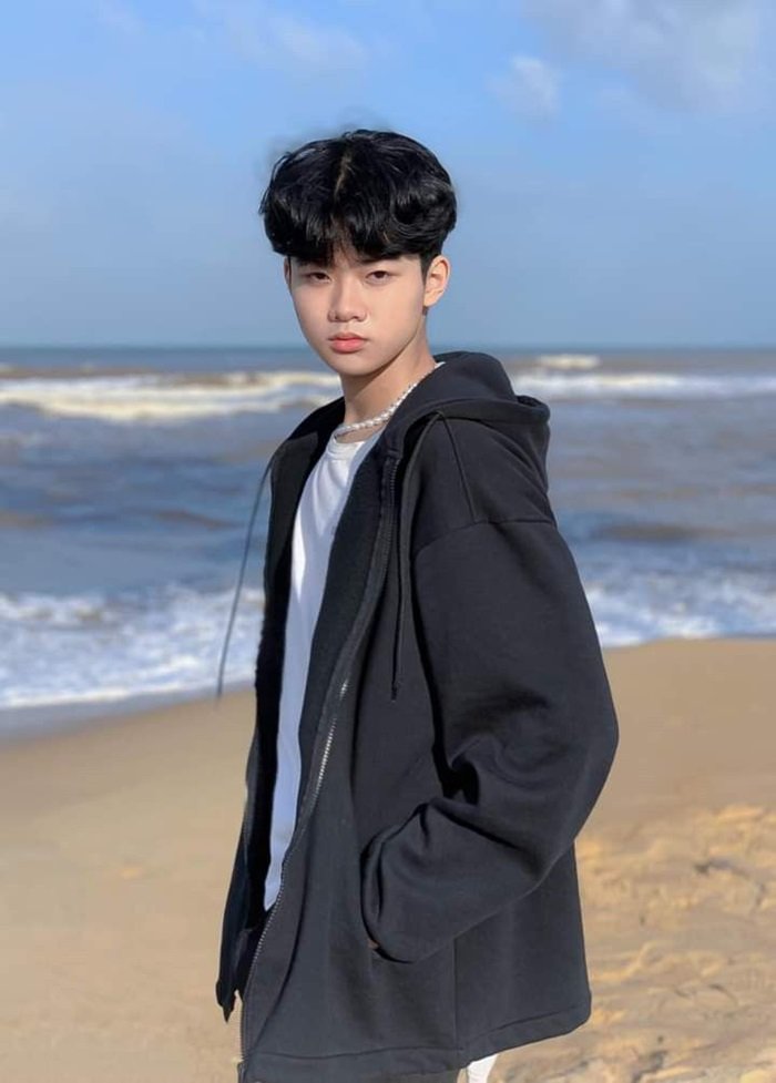 ảnh trai đẹp k10 ở biển