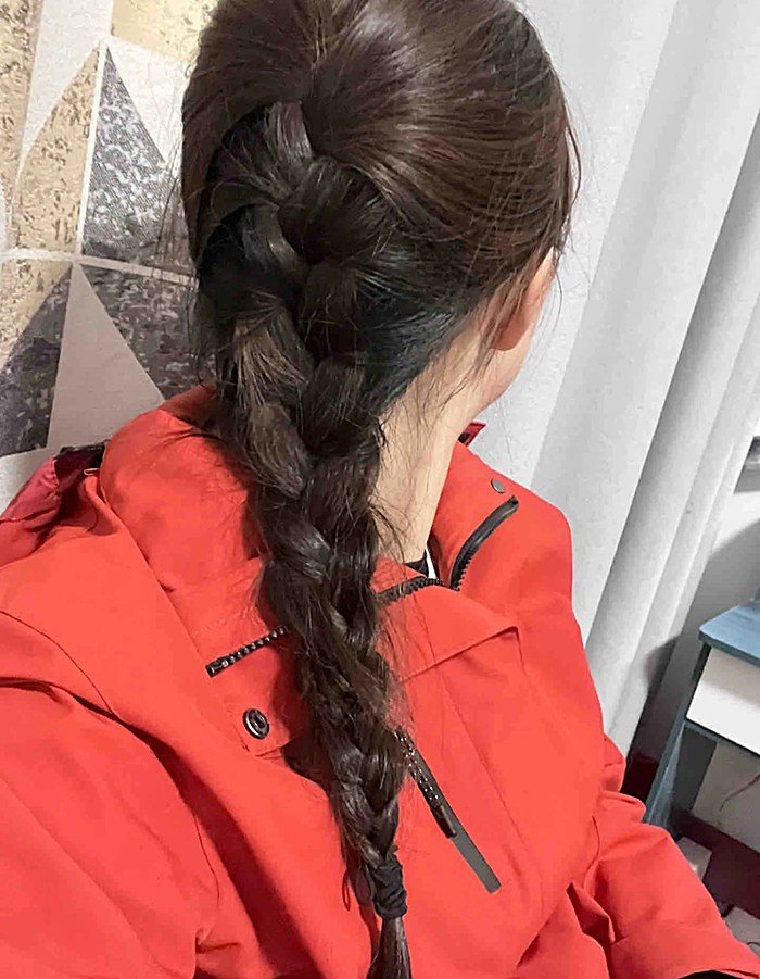 bện tóc đuôi sam