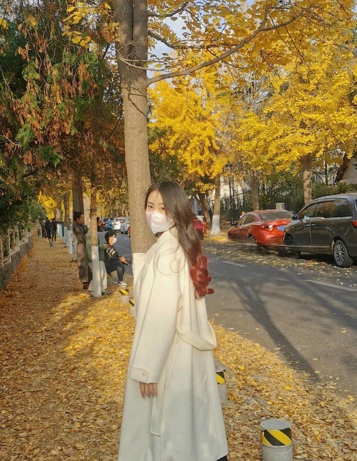 hinh Nhuộm đuôi tóc