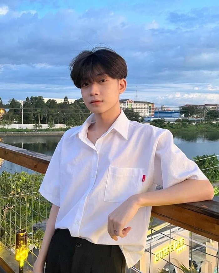 hình trai đẹp k10 áo trắng