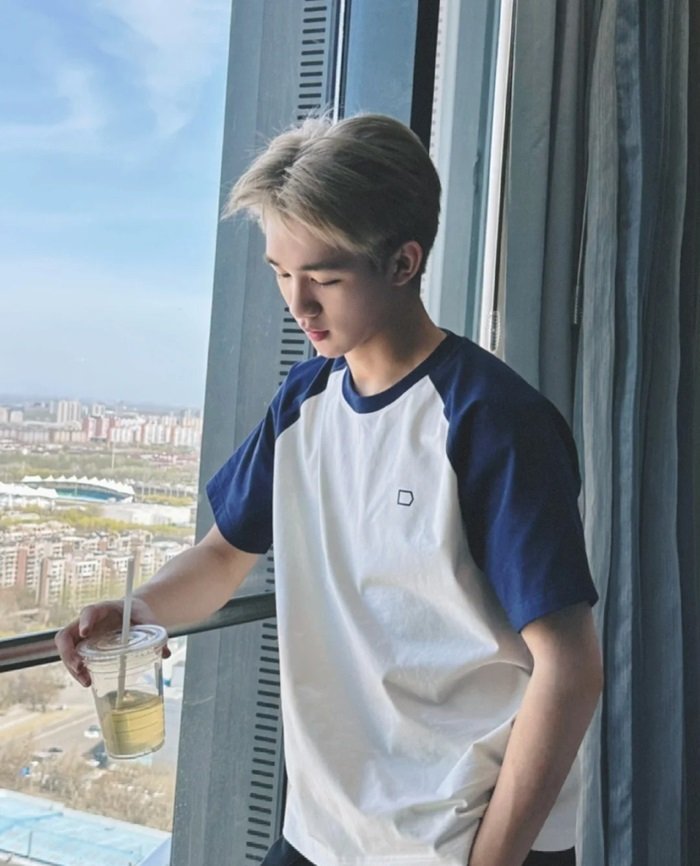 hình trai đẹp k6 ngầu lòi