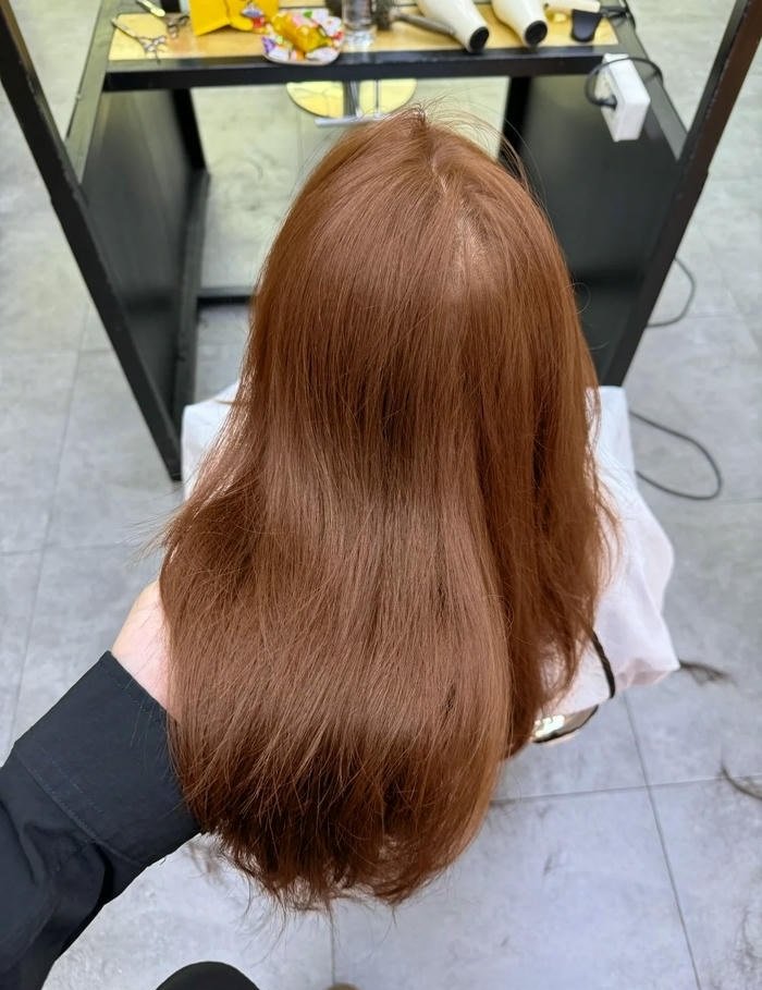 màu nâu cam đất