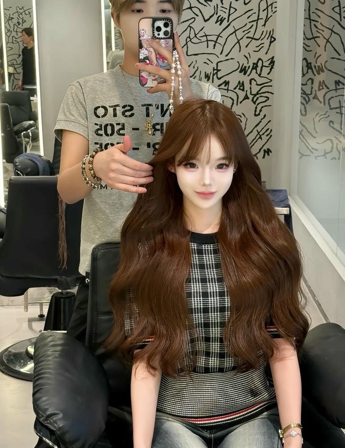 màu nâu hạt dẻ nữ