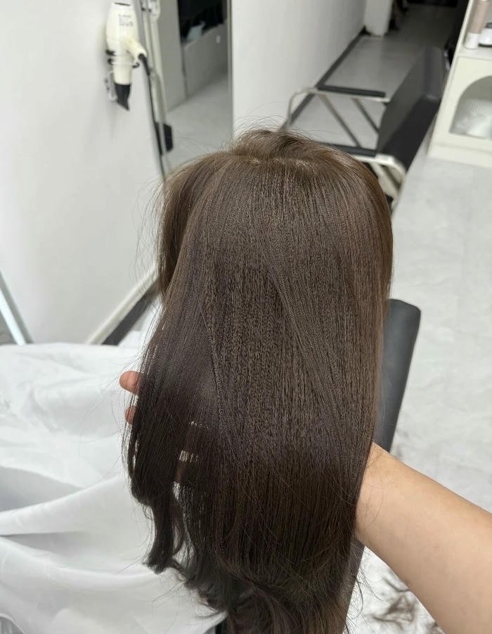 màu nâu tây lạnh