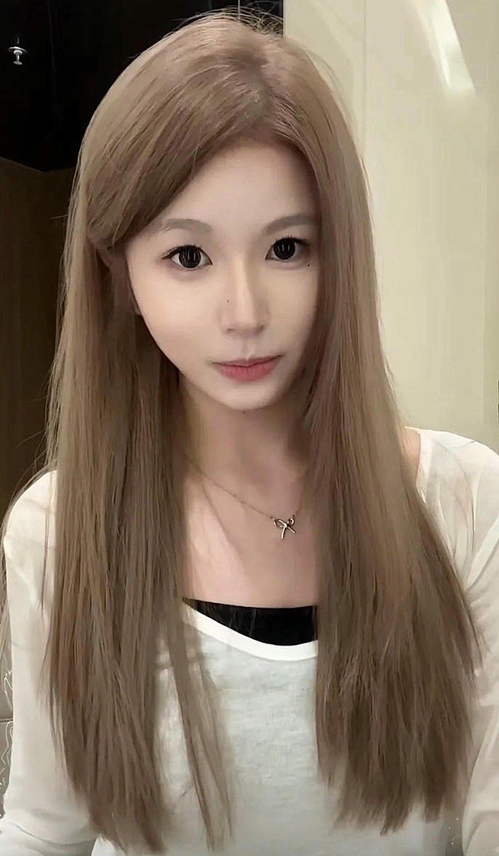 màu tóc nâu trà sữa