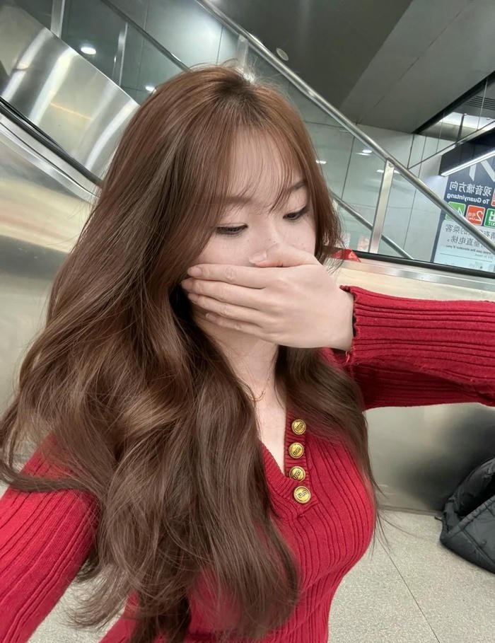 nâu hạt dẻ lạnh