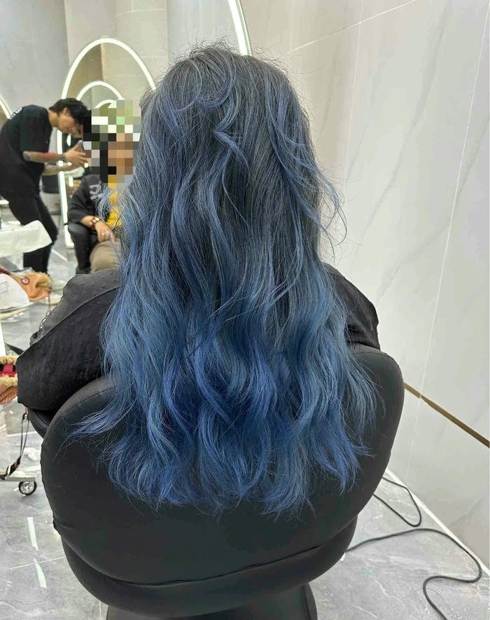 nhuộm đuôi tóc nữ