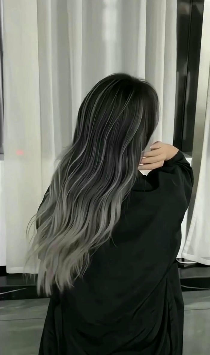 tóc balayage màu khói