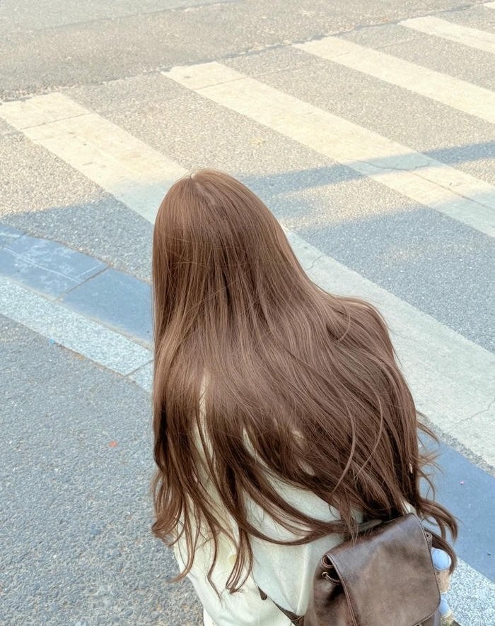 tóc màu nâu hạt de lạnh