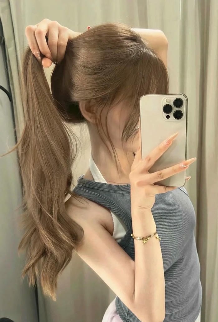 tóc màu nâu trà sữa