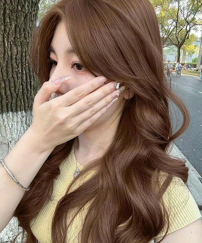 tóc nâu hạt dẻ