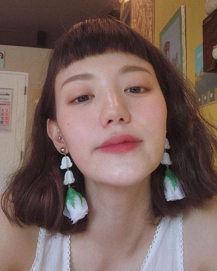 tóc ngắn mái ngố