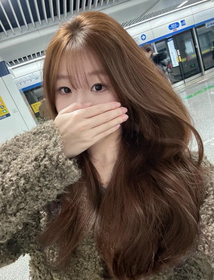 tóc nhuộm màu nâu tây