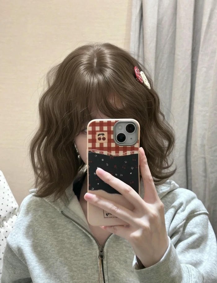 toc xoan song loi ngang vai